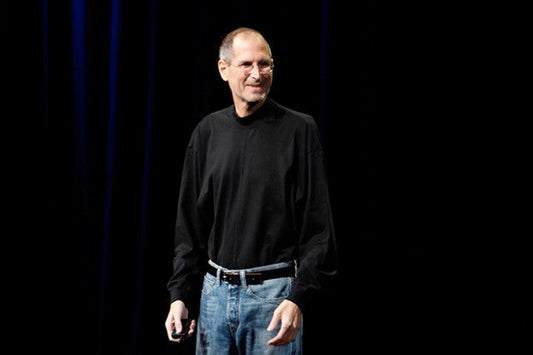 Steve Jobs Neden Hep Aynı Kıyafeti Giyiyordu?