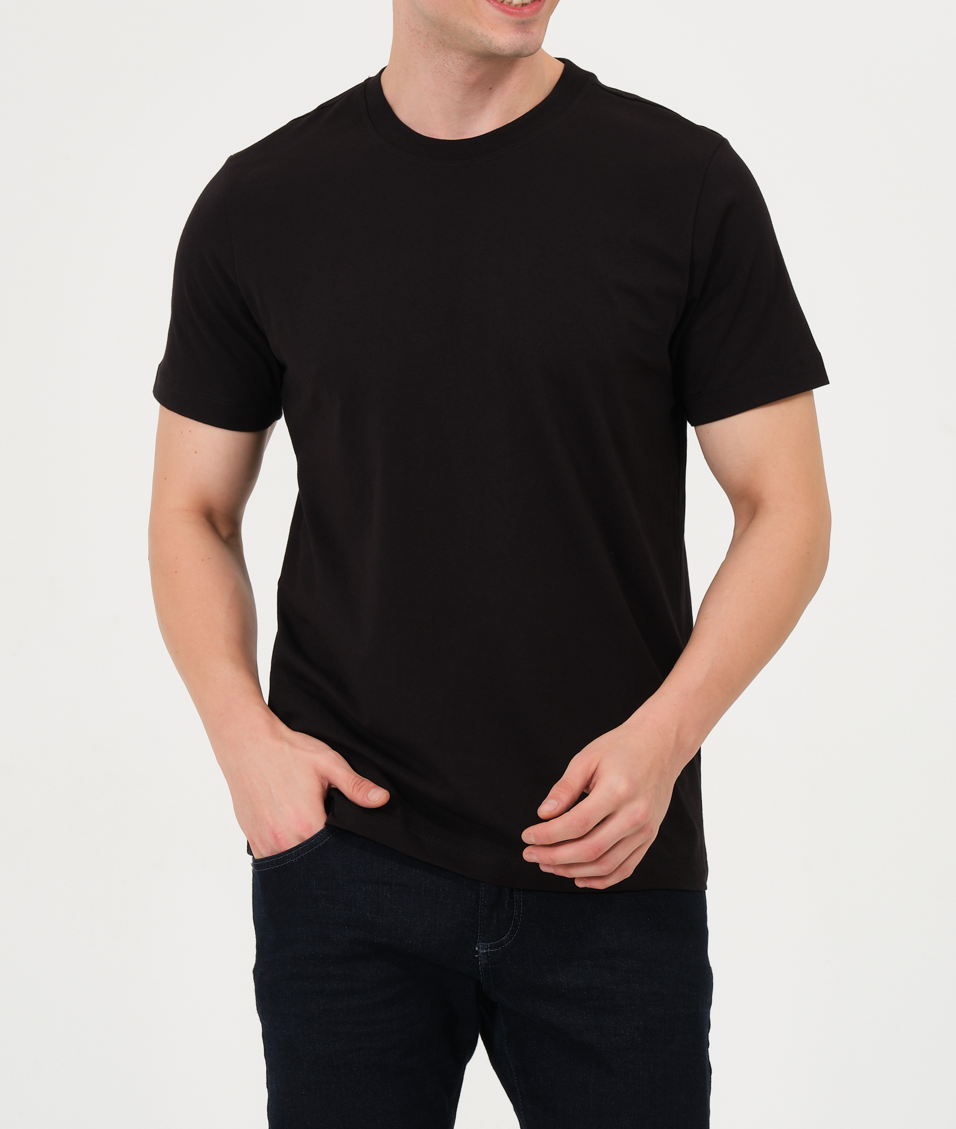 sade pamuklu regular fit siyah tişört düz erkek kadın kolay 
basic  regular fit %100 cotton black tshirt 